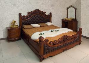 Деревянная мебель для спальни 