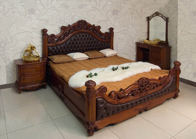 Деревянные кровати без матраса